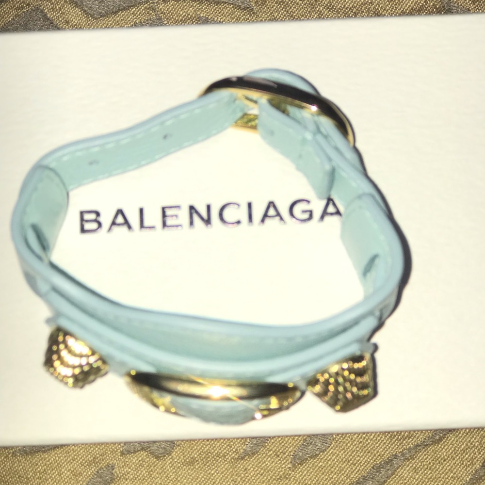 Balenciaga Cuff - Brand New - excellent condition - Picture 4 of 4